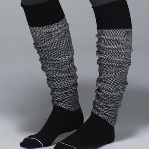 lululemon after savasana socks - blk ghost